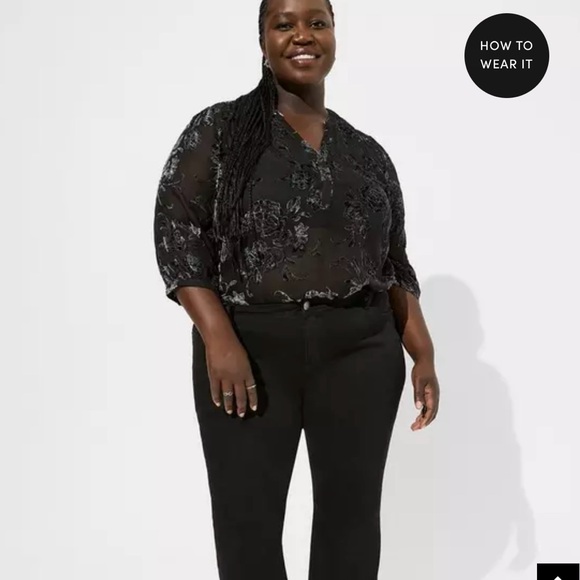 Harper Velvet Burnout Pullover 3/4 Sleeve Blouse - Picture 4 of 4